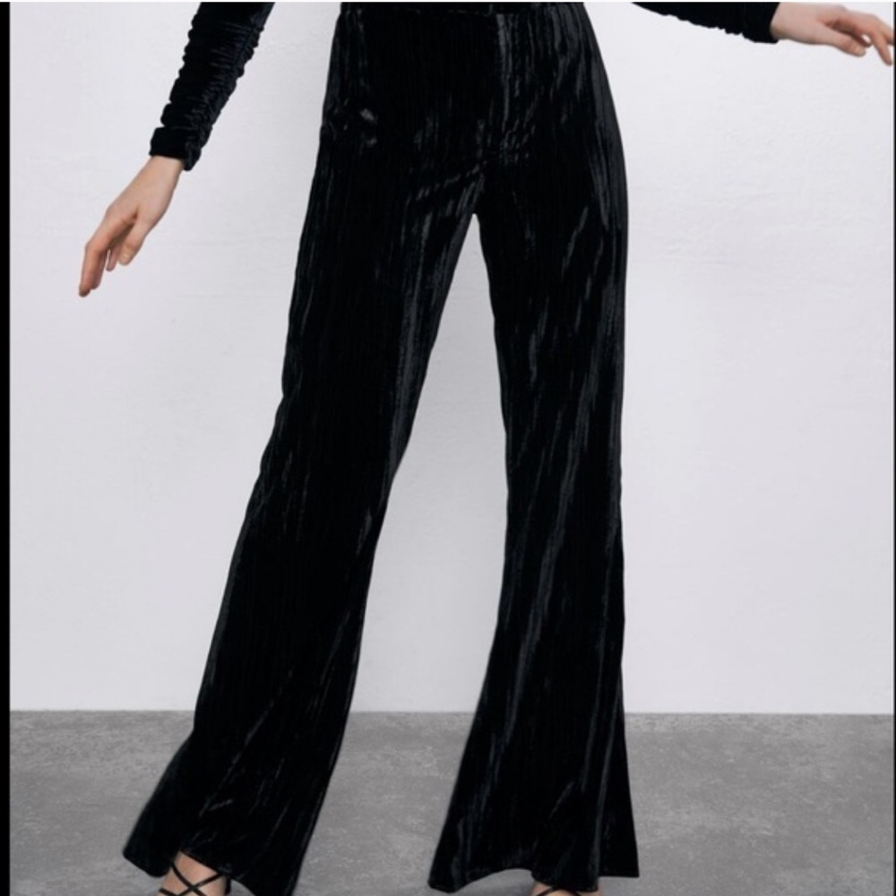 Zara crushed velvet black pants NWT. XL